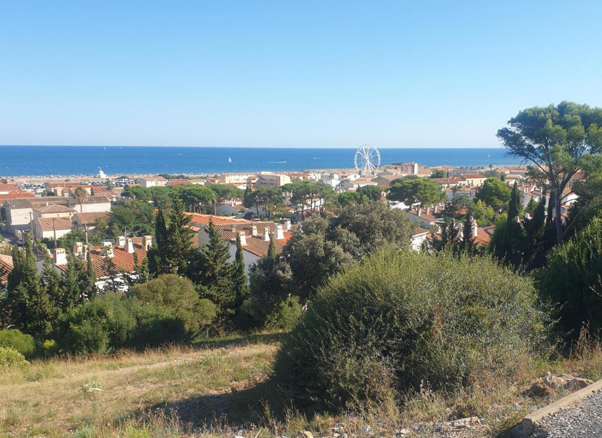 T2 Vue Mer Avec Parking Prive Saint-Pierre-la-Mer  Exterior photo