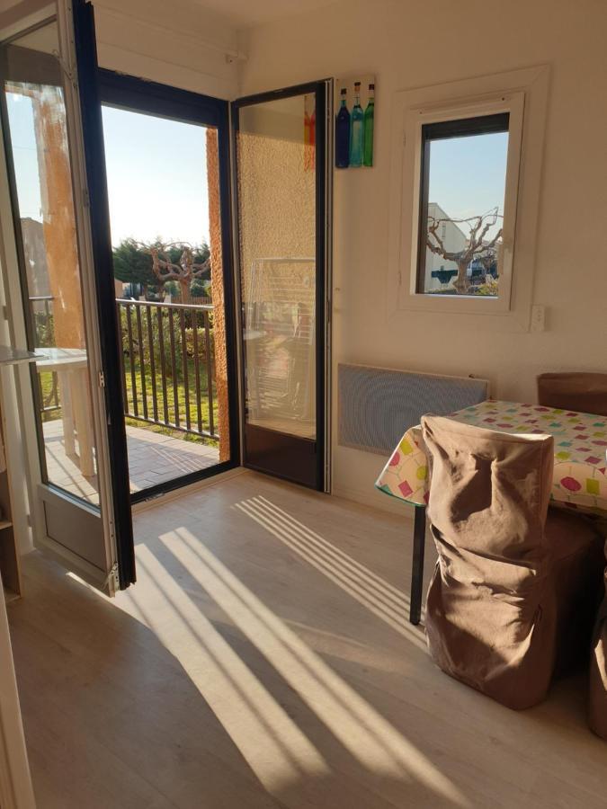 T2 Vue Mer Avec Parking Prive Saint-Pierre-la-Mer  Exterior photo